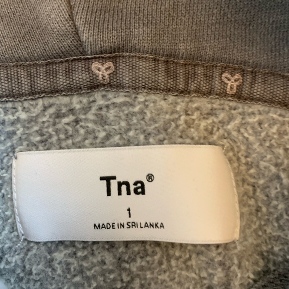 TNA sweat shirt - Picture 3 of 3
